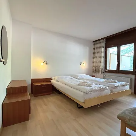 Royal 52 * Leukerbad