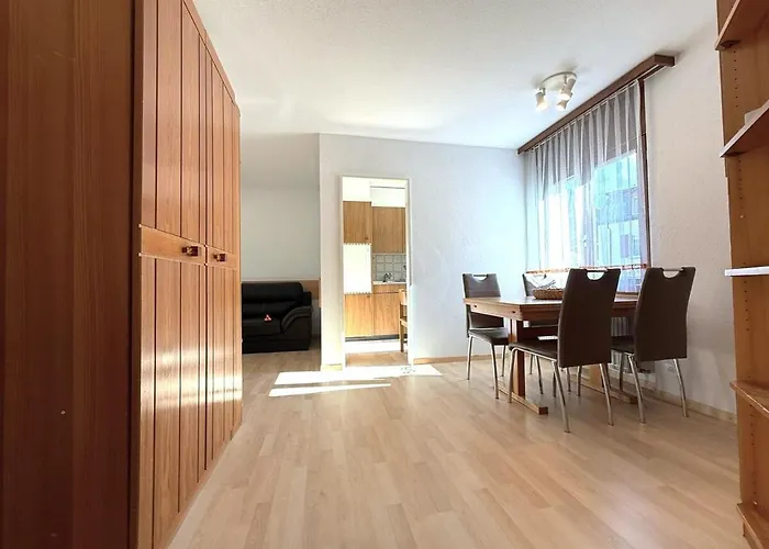 Royal 52 לויקרבאד