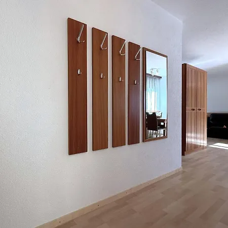 Royal 52 アパート